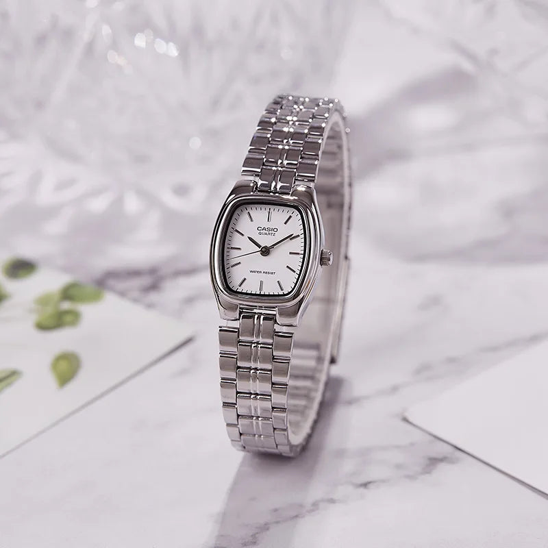 Relógio Casio Feminino – Luxo, Estilo e Resistência 30M